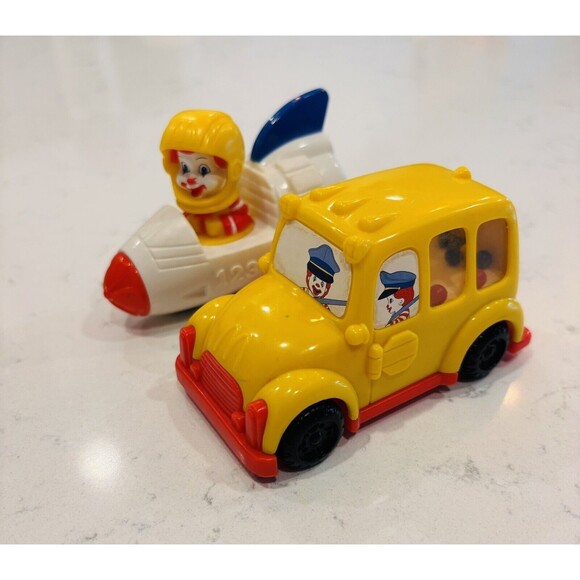 Lot Of 2 Vintage McDonald’s Ronald McDonald Toys School Bus & Plane - Picture 1 of 3